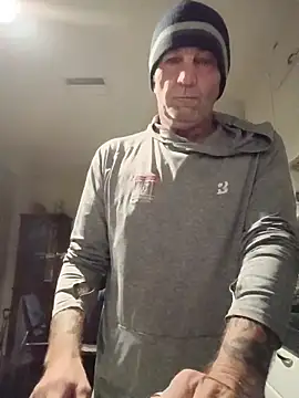 Hotbodyscottie online show from 7, 1, 2026