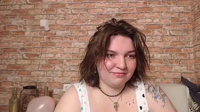 Amelia Kiss  online show from 15, 2, 2025