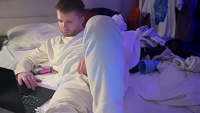 Snapshot of CupidZass chatting on 3, 1, 2025 CupidZass online show from 3, 1, 2025