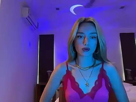 SirenaBelle online show from 11, 10, 2025