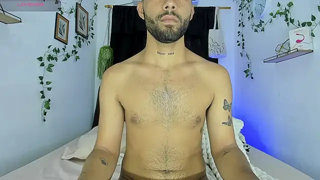 Snapshot of Alex_BigDickkk chatting on 24, 9, 2025 Alex BigDickkk online show from 24, 9, 2025