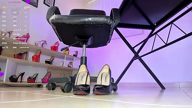 violettastrada online show from 8, 2, 2025