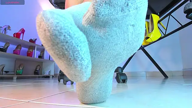 violettastrada online show from 26, 2, 2025