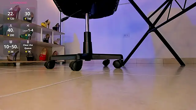 violettastrada online show from 5, 3, 2025