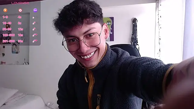 Amahd696 online show from 12, 1, 2026