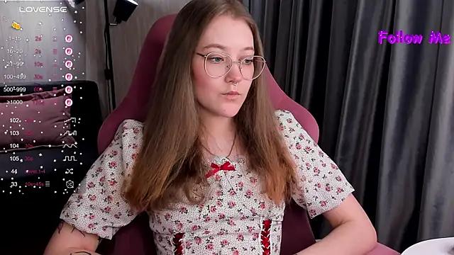 Snapshot of bunny_bubble chatting on 18, 12, 2025 bunny bubble online show from 18, 12, 2025