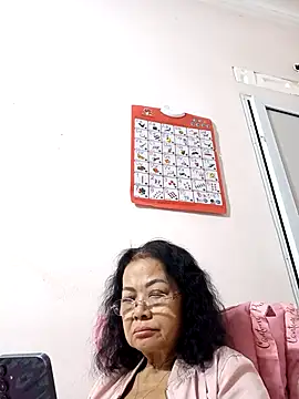 Hotestlove online show from 5, 11, 2025