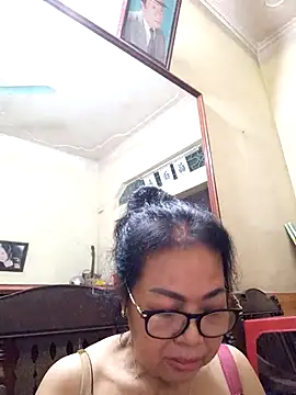 Snapshot of Hotestlove chatting on 7, 3, 2026 Hotestlove online show from 7, 3, 2026