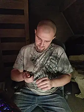 Foxyshaved online show from 5, 11, 2025