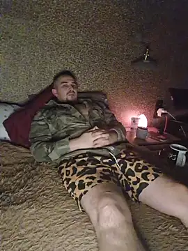 Foxyshaved online show from 6, 11, 2025