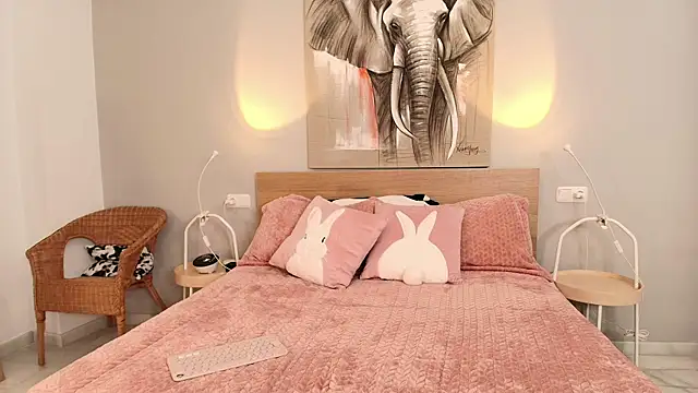 Raychell Black online show from 10, 1, 2025