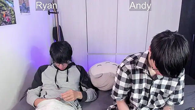 Snapshot of Aventure_Twinks chatting on 18, 12, 2024 Aventure Twinks online show from 18, 12, 2024