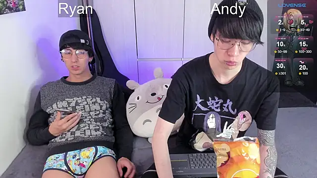 Snapshot of Aventure_Twinks chatting on 28, 12, 2024 Aventure Twinks online show from 28, 12, 2024