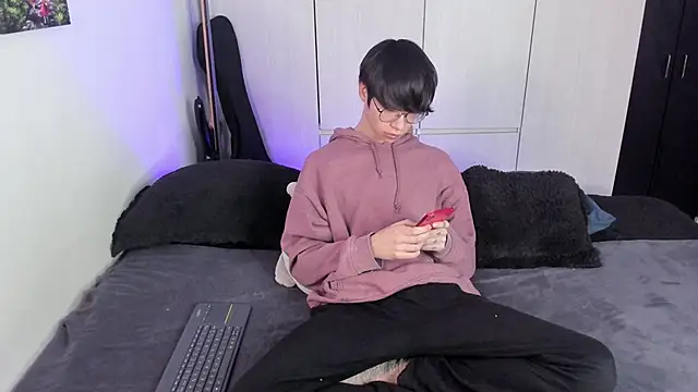 Snapshot of Aventure_Twinks chatting on 3, 1, 2025 Aventure Twinks online show from 3, 1, 2025