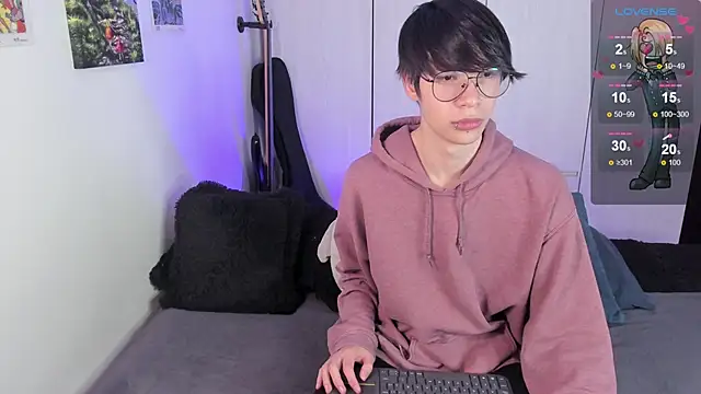 Snapshot of Aventure_Twinks chatting on 7, 1, 2025 Aventure Twinks online show from 7, 1, 2025