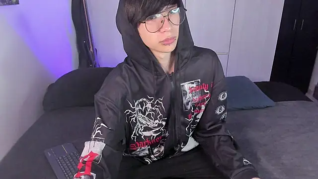 Snapshot of Aventure_Twinks chatting on 24, 1, 2025 Aventure Twinks online show from 24, 1, 2025