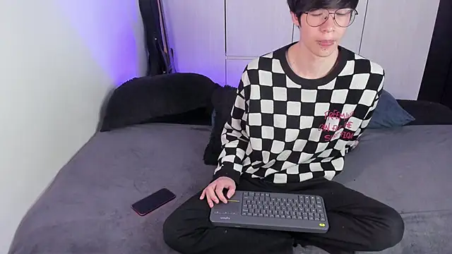 Snapshot of Aventure_Twinks chatting on 28, 1, 2025 Aventure Twinks online show from 28, 1, 2025