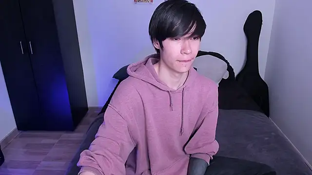 Snapshot of Aventure_Twinks chatting on 13, 2, 2025 Aventure Twinks online show from 13, 2, 2025