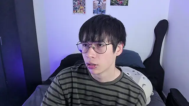 Snapshot of Aventure_Twinks chatting on 25, 10, 2025 Aventure Twinks online show from 25, 10, 2025