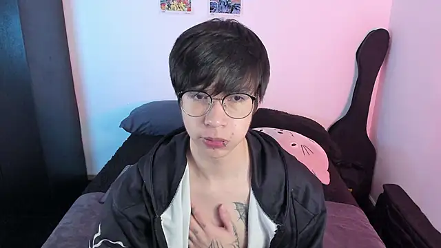 Snapshot of Aventure_Twinks chatting on 22, 11, 2025 Aventure Twinks online show from 22, 11, 2025