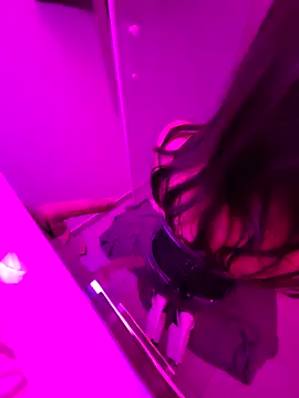 cderikabitche online show from 9, 11, 2025