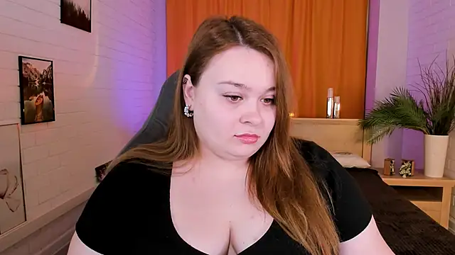 KimberlyMaran online show from 28, 1, 2025