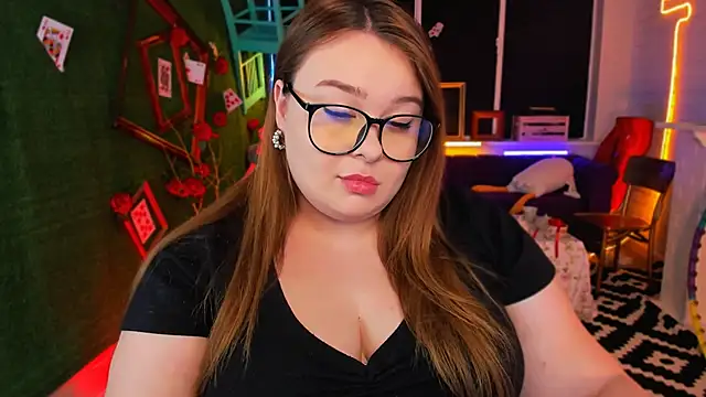 KimberlyMaran online show from 22, 2, 2025