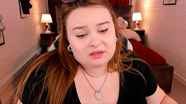 KimberlyMaran online show from 8, 3, 2025