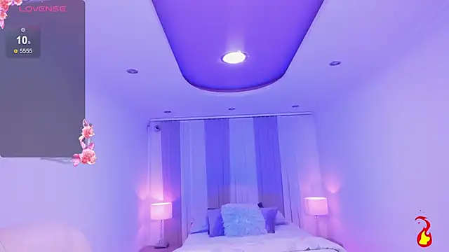 Snapshot of anahi_curlie1 chatting on 10, 12, 2024 anahi curlie1 online show from 10, 12, 2024