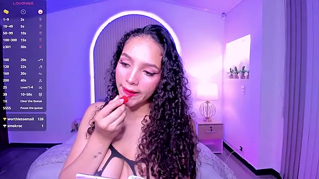 Snapshot of anahi_curlie1 chatting on 22, 12, 2024 anahi curlie1 online show from 22, 12, 2024