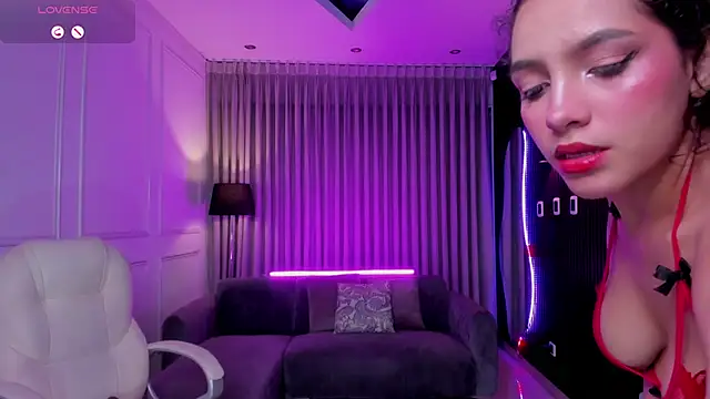 Snapshot of anahi_curlie1 chatting on 24, 1, 2025 anahi curlie1 online show from 24, 1, 2025