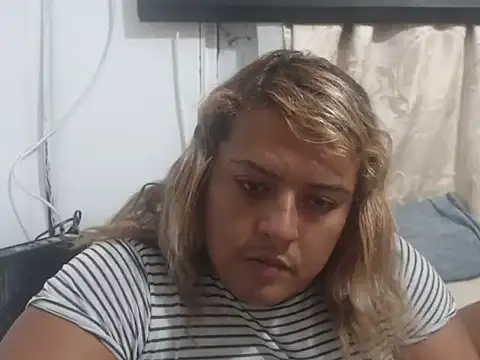 Snapshot of KIARAMARSHALLWELLZ chatting on 12, 1, 2026 KIARAMARSHALLWELLZ online show from 12, 1, 2026