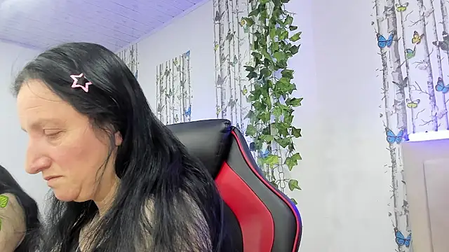 Andrefoxx  online show from 3, 11, 2025