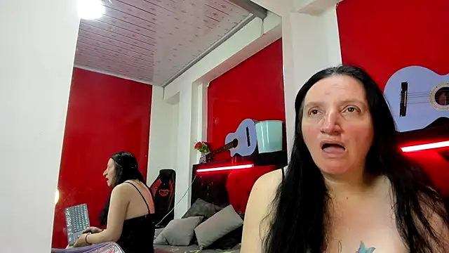 Andrefoxx  online show from 12, 11, 2025