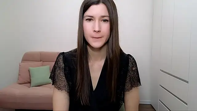 AliciaNewell online show from 11, 2, 2025