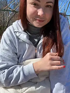 Snapshot of dreams4u chatting on 11, 3, 2026 dreams4u online show from 11, 3, 2026