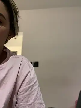 Emilia Bakerr online show from 20, 2, 2025