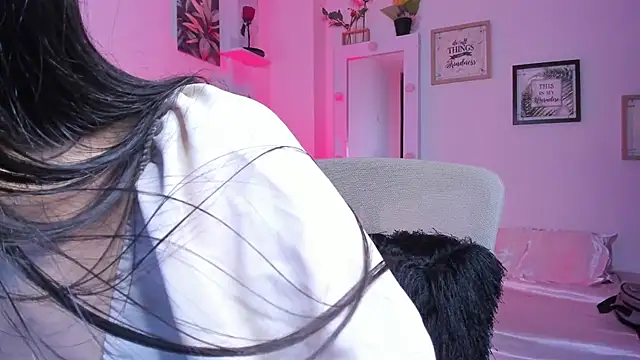  Caroliinee  online show from 29, 1, 2025