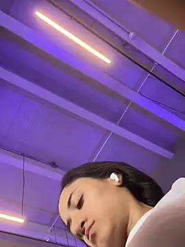  Caroliinee  online show from 4, 2, 2025