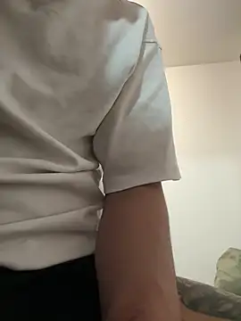 Anonimo x22 online show from 5, 3, 2025