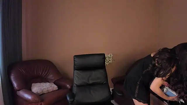 KaylaLaine online show from 6, 2, 2026