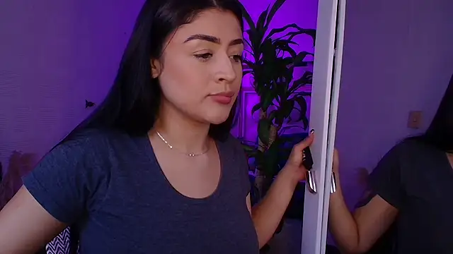 lucianaroy online show from 3, 10, 2025