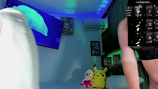 Snapshot of Ashlycuute chatting on 22, 3, 2025 Ashlycuute online show from 22, 3, 2025