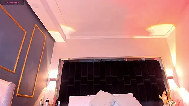 NikkySmiith online show from 17, 1, 2025