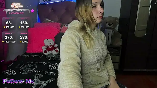 Snapshot of Tiffany_bunny2023 chatting on 22, 11, 2025 Tiffany bunny2023 online show from 22, 11, 2025