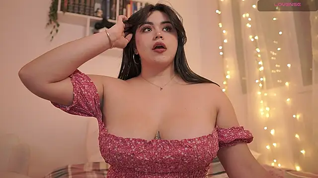 Snapshot of EmilyxRose_- chatting on 20, 1, 2025 EmilyxRose - online show from 20, 1, 2025