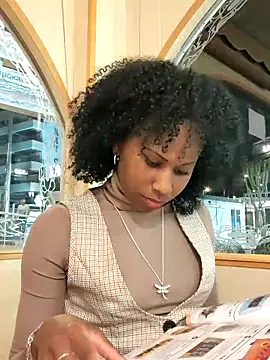 Jeniffer Jarvis online show from 1, 3, 2025