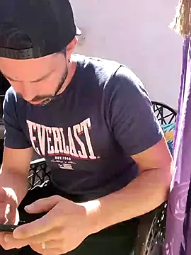 Jeniffer Jarvis online show from 7, 3, 2025