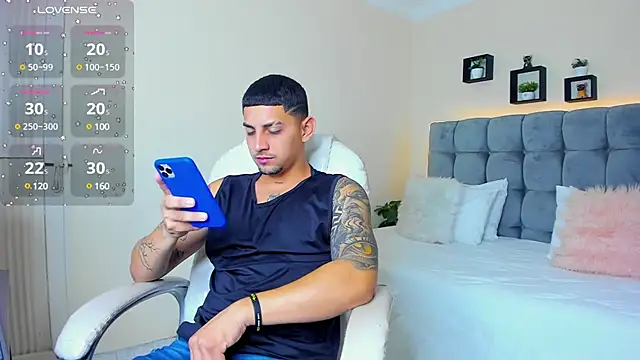 Snapshot of Alex_cute77 chatting on 27, 2, 2025 Alex cute77 online show from 27, 2, 2025