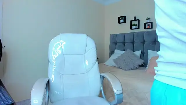 Snapshot of Alex_cute77 chatting on 19, 3, 2025 Alex cute77 online show from 19, 3, 2025